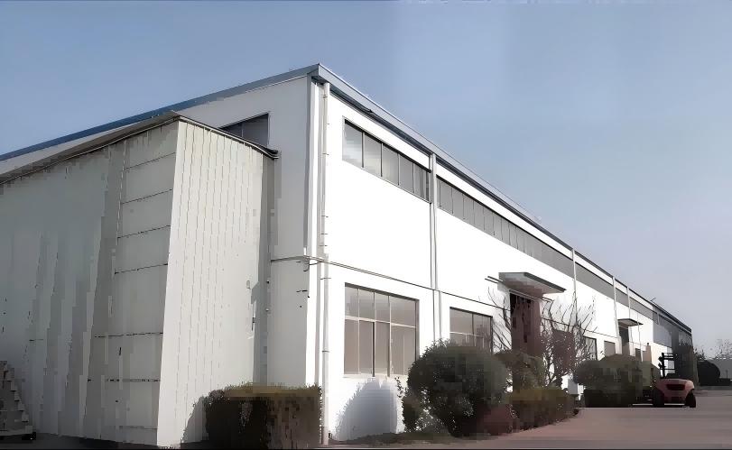 Exhibición de fábrica de máquinas CNC | Equipos de mecanizado para tornos, fresadoras y pórticos
