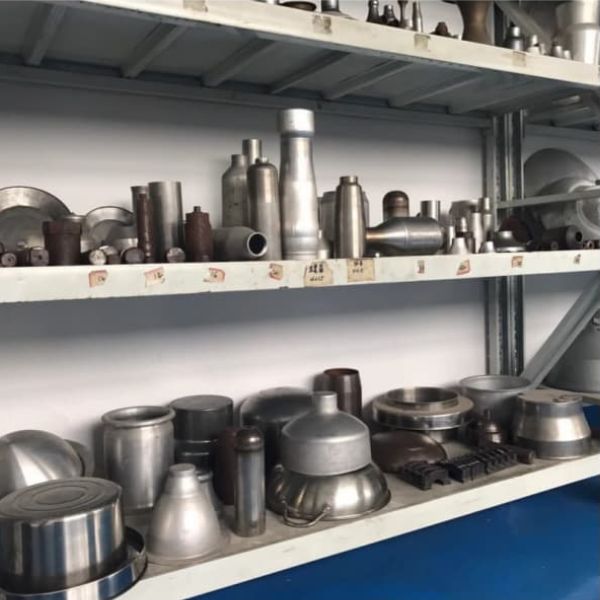 Máquina de conformado de cuellos para válvulas Venturi CNC de alta resistencia KSTNS-180-1