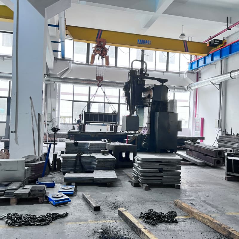 Inner Contour Spinning Forming Machine